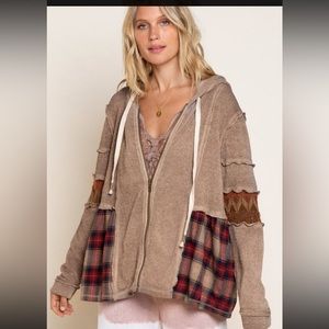 POL Driftwood zip up